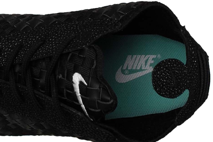 Nike Air Footscape Desert Chukka collar